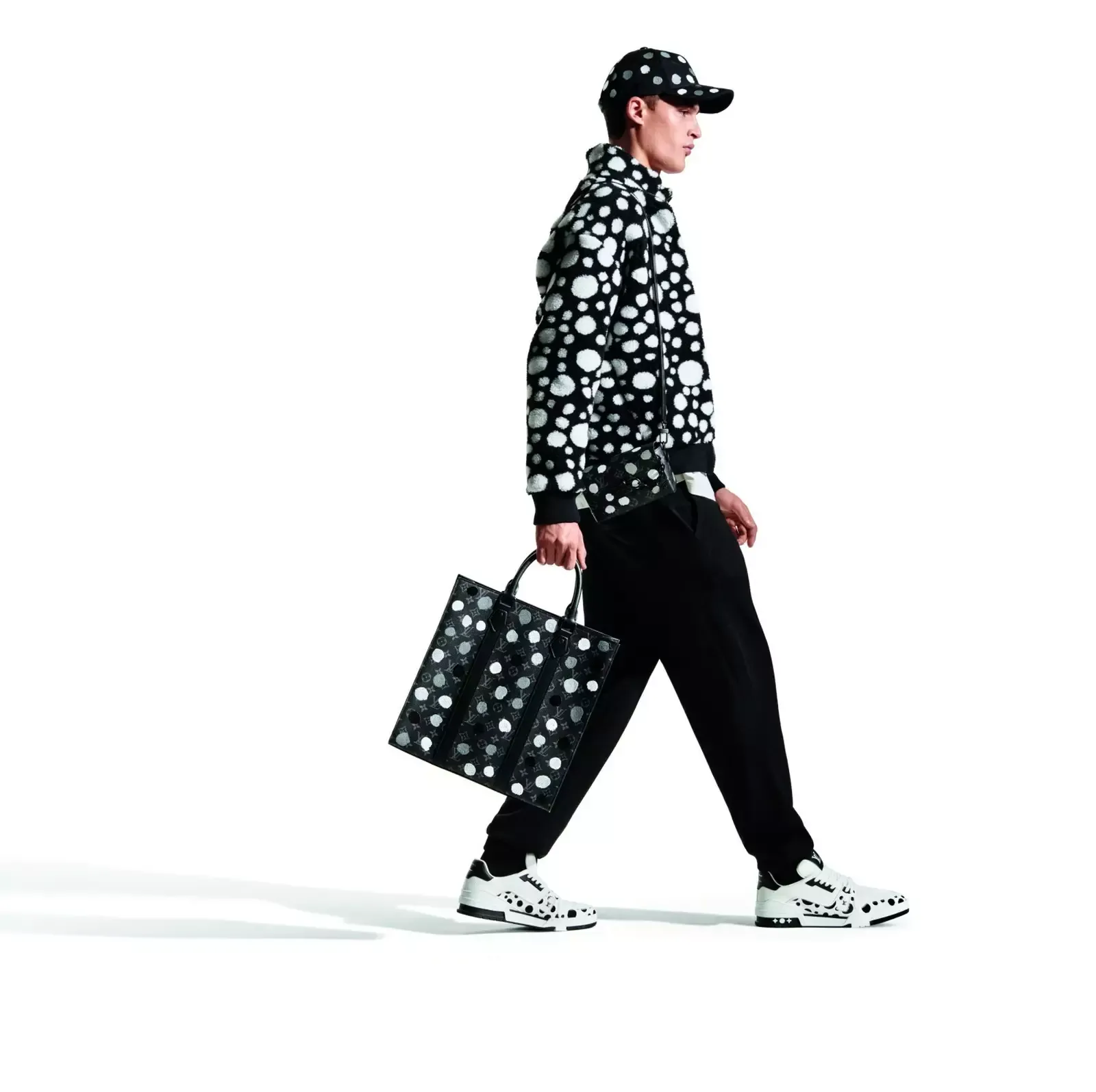 Louis Vuitton saca el máximo provecho a su colaboración con Yayoi