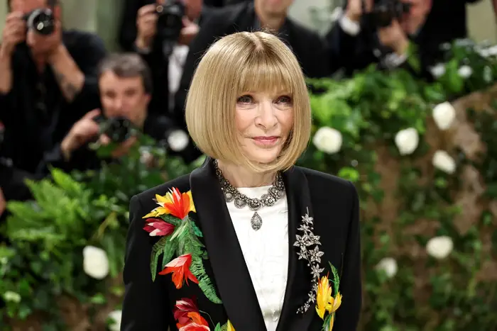 Anna Wintour se retira como editora en jefe de Vogue América