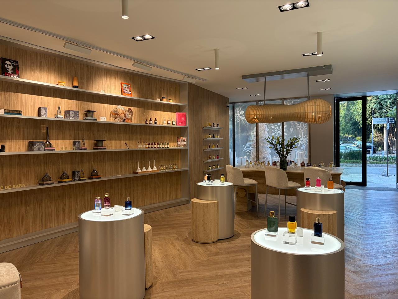 Autrica, la perfumería de autor en México que redefine la experiencia sensorial