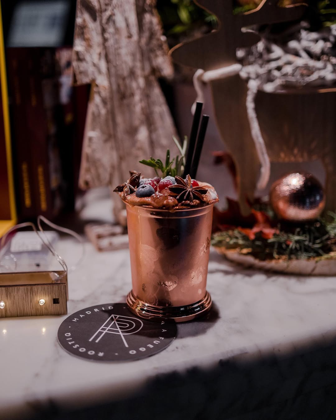 Roostiq Bar - Hotbook