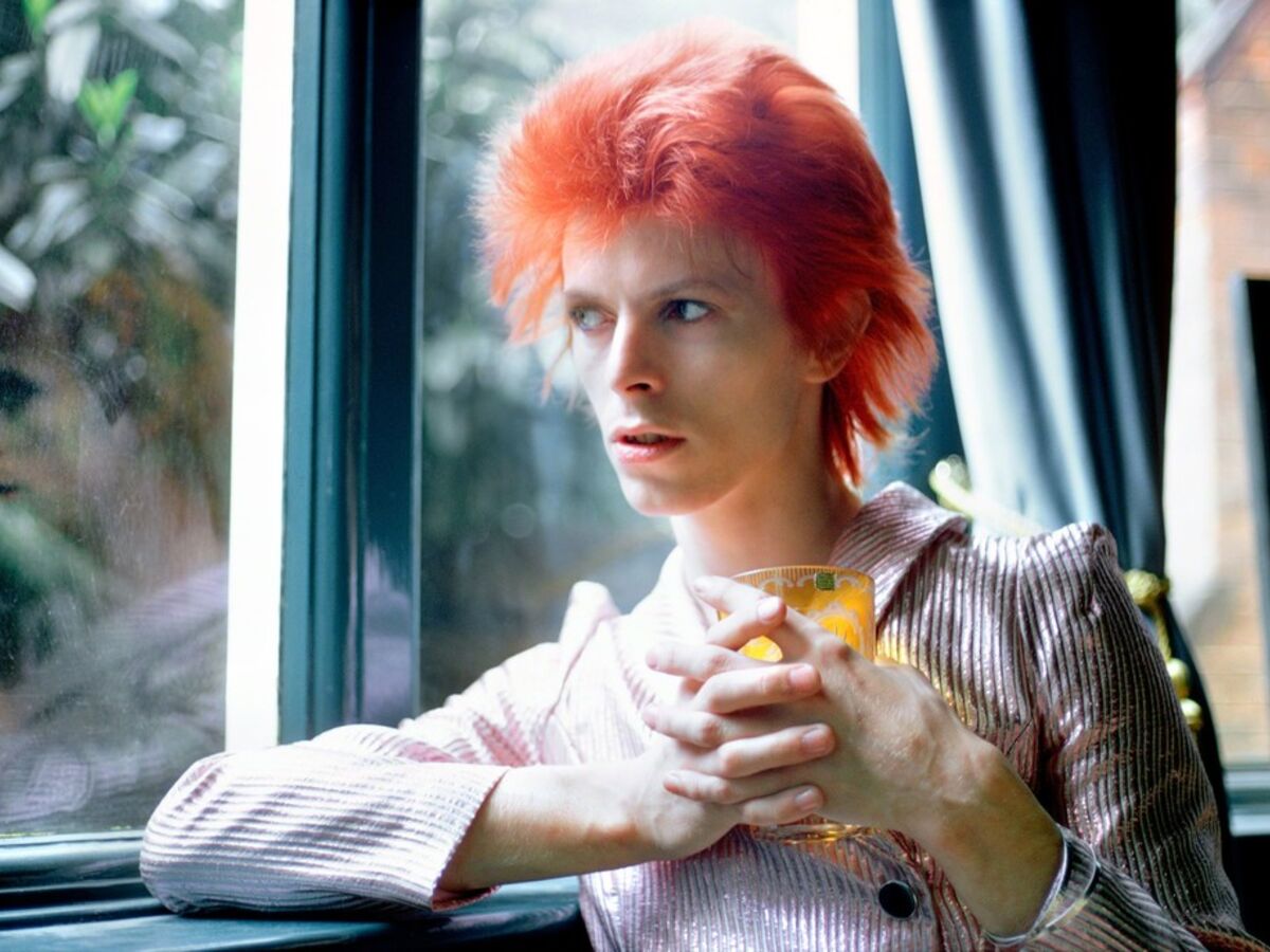 Cuando la música dicta tendencia: íconos que transformaron la moda