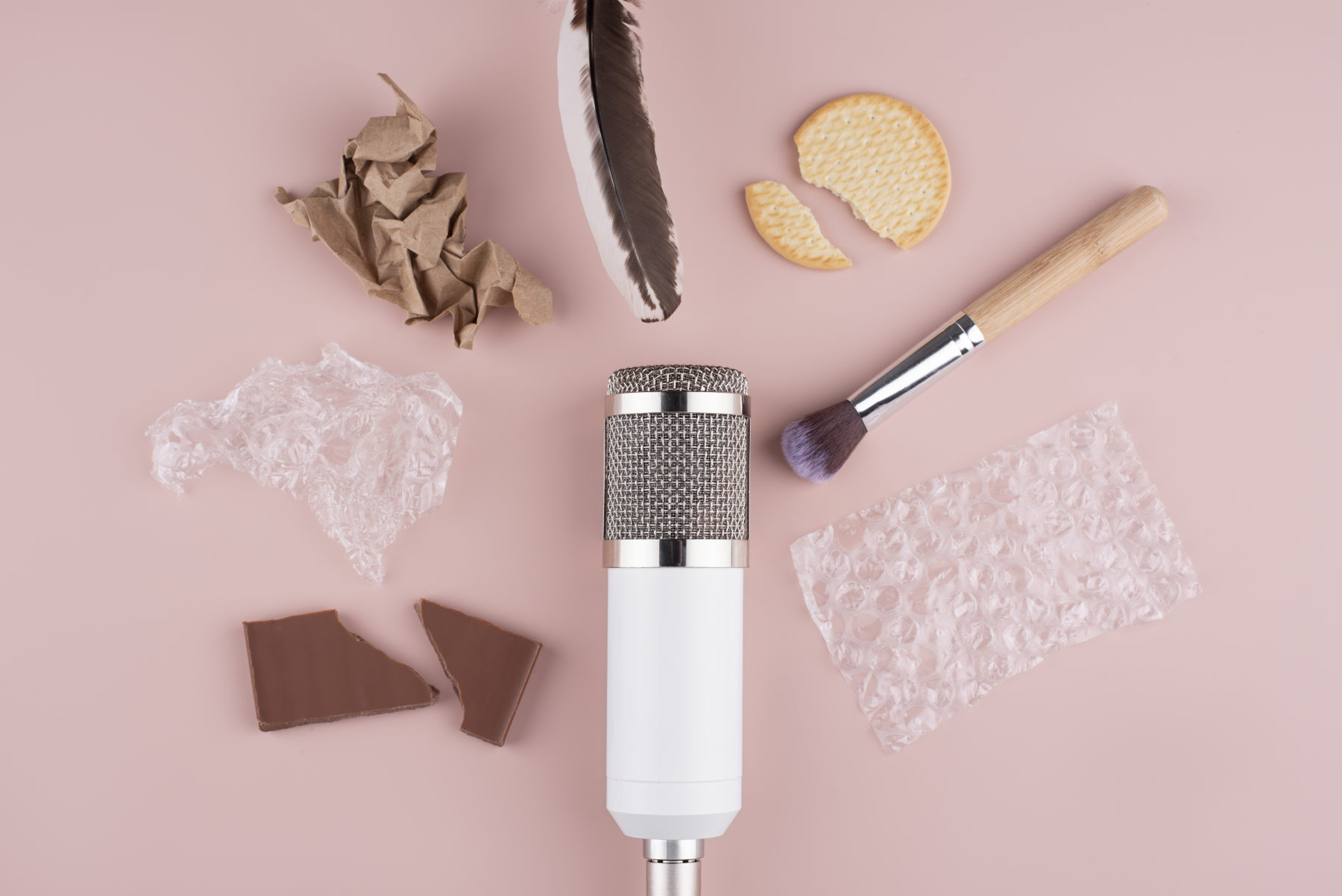 ASMR, sonidos para cosquillear el cerebro